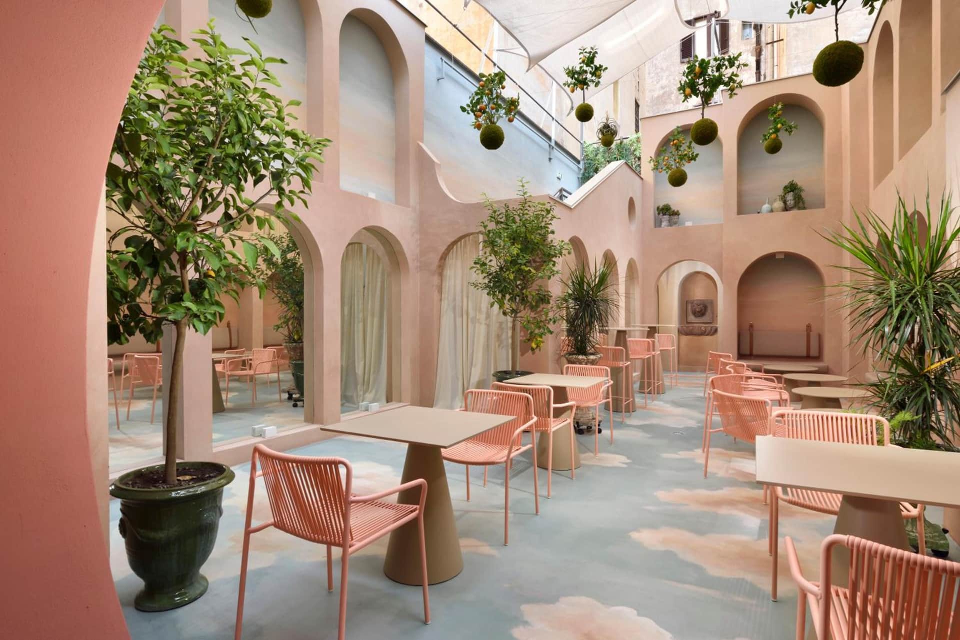 Leon's Place Hotel