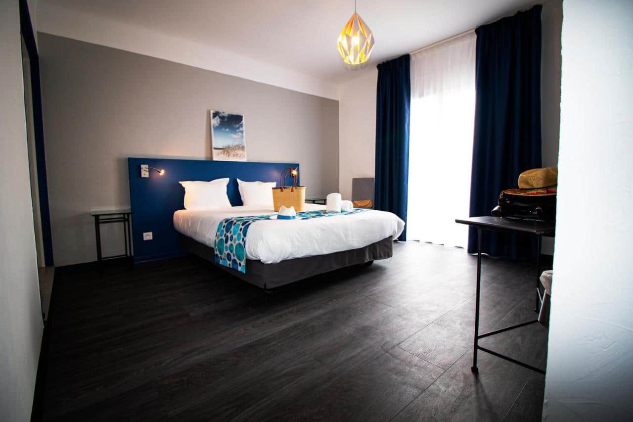 Adonis Six-Fours - Hôtel Le Bel Azur