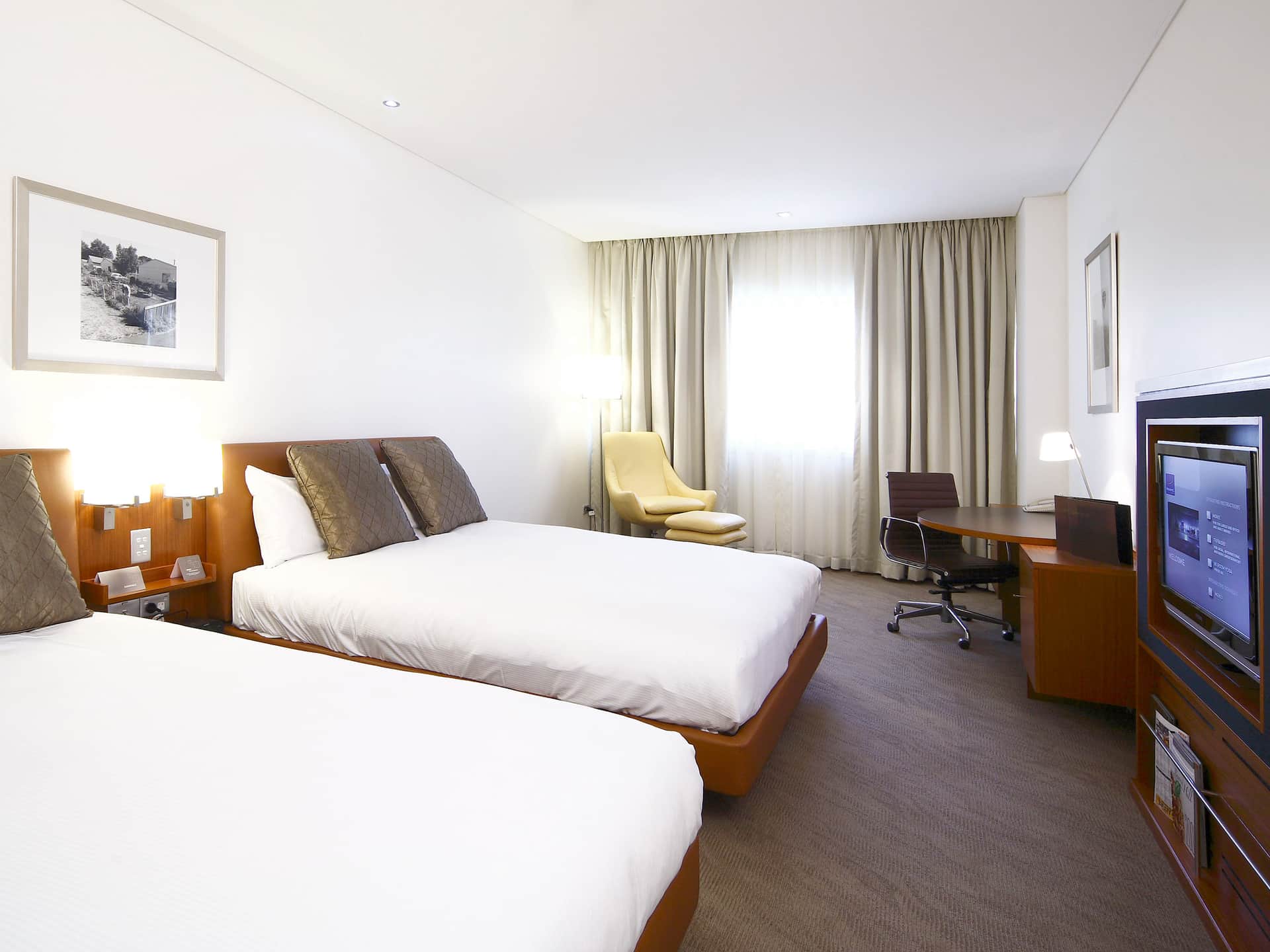 Novotel Canberra