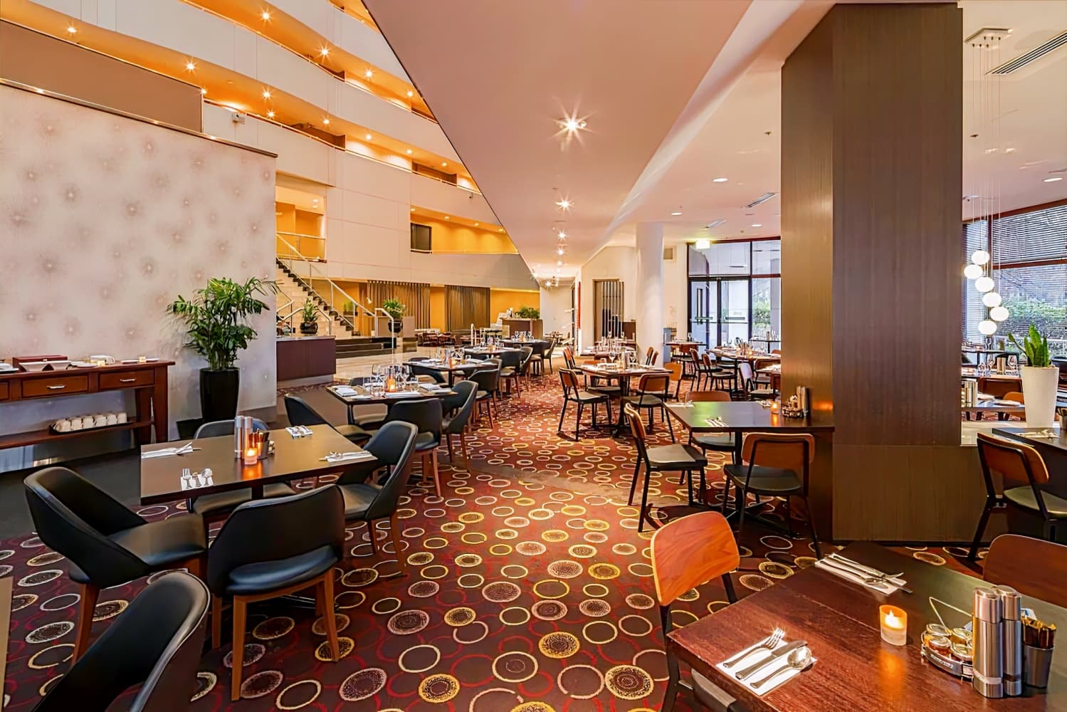 Crowne Plaza Canberra, an IHG Hotel