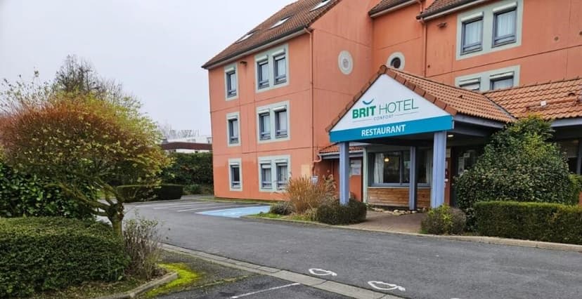 Brit Hotel Confort Cambrai