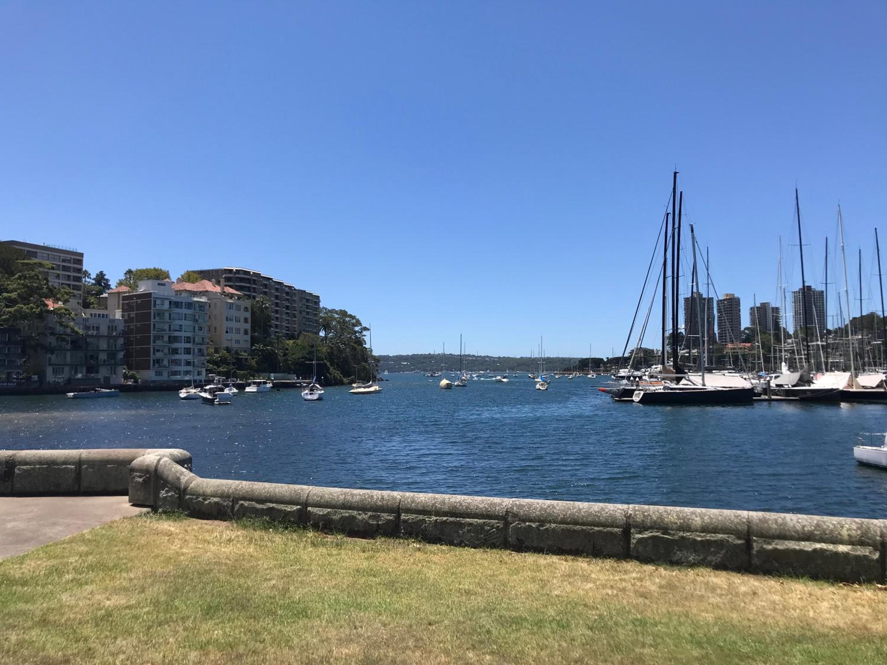 Edgecliff Lodge Motel