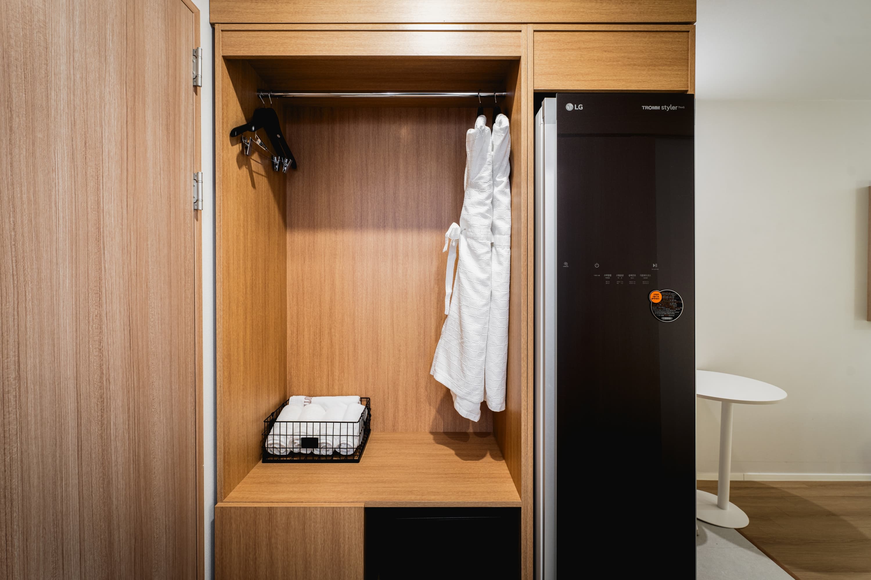 Gray 193 Gwangan Beach 그레이 193 광안리