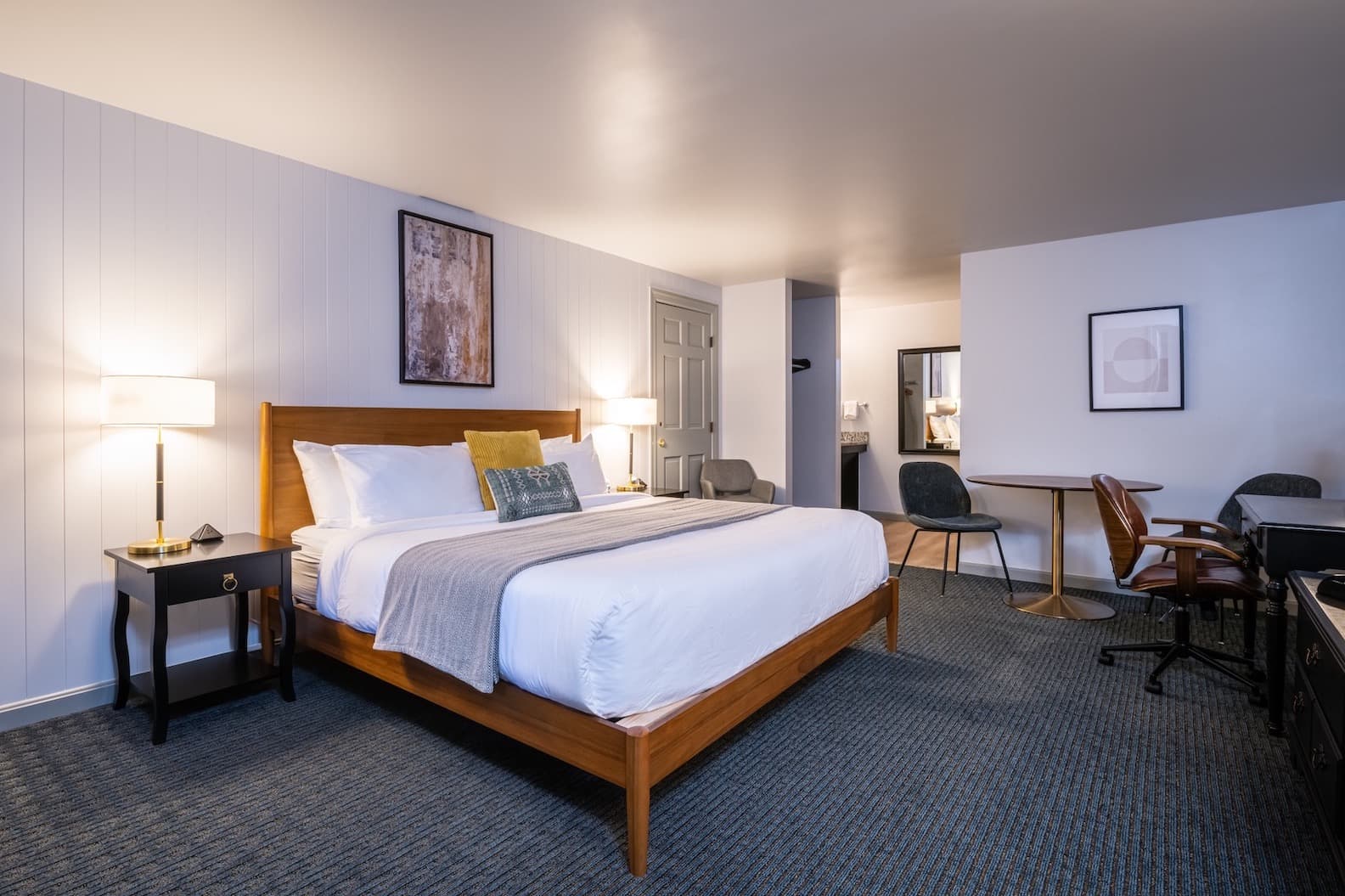 Riverhouse By Weekender