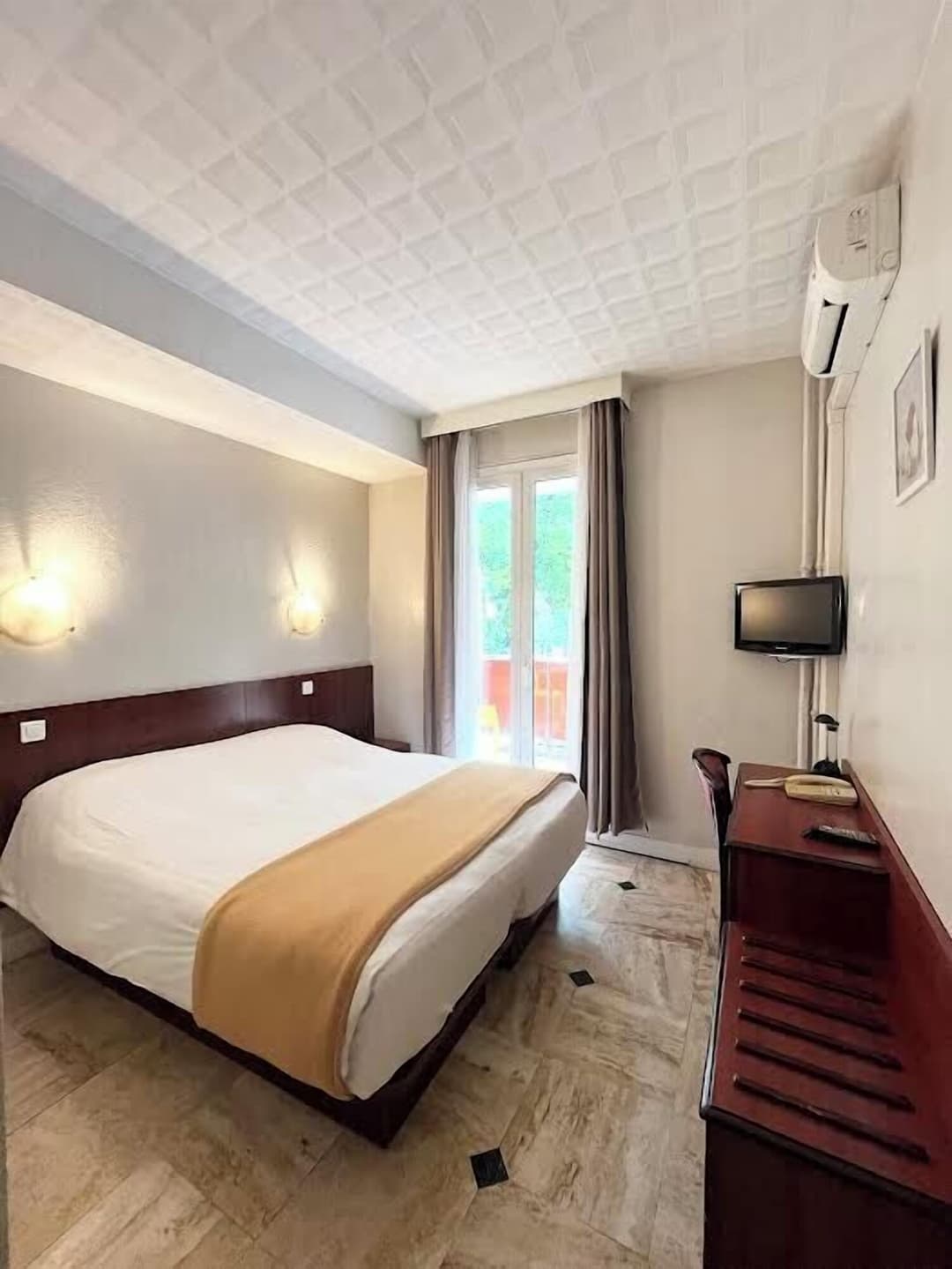 Hôtel Du Parc Aulnay (Old)