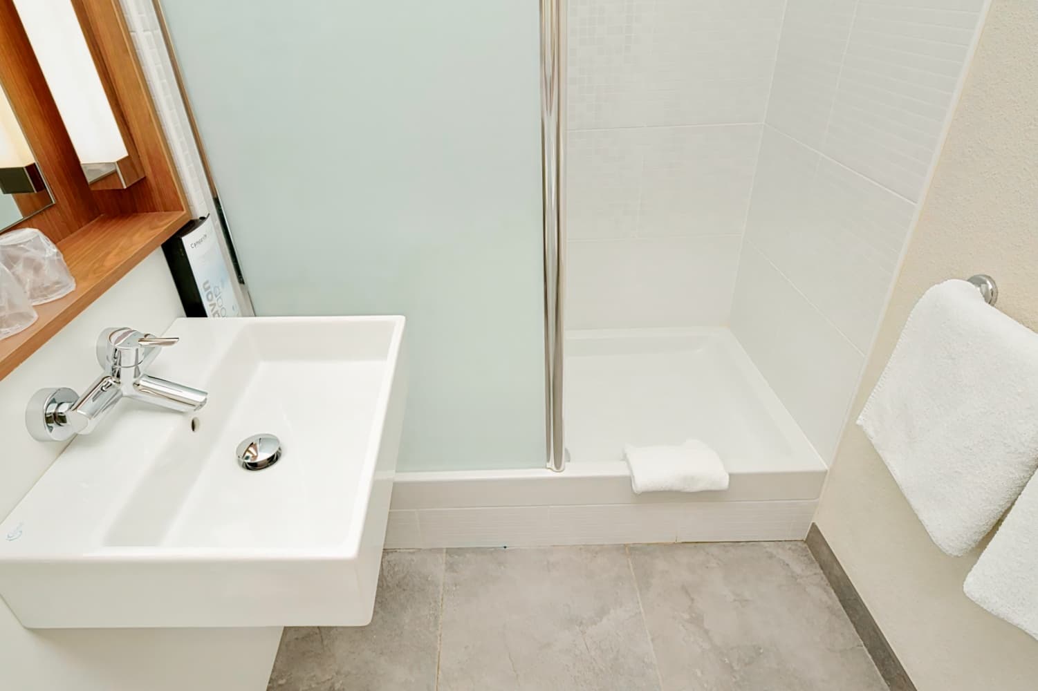 Campanile Montelimar - Les Tourrettes