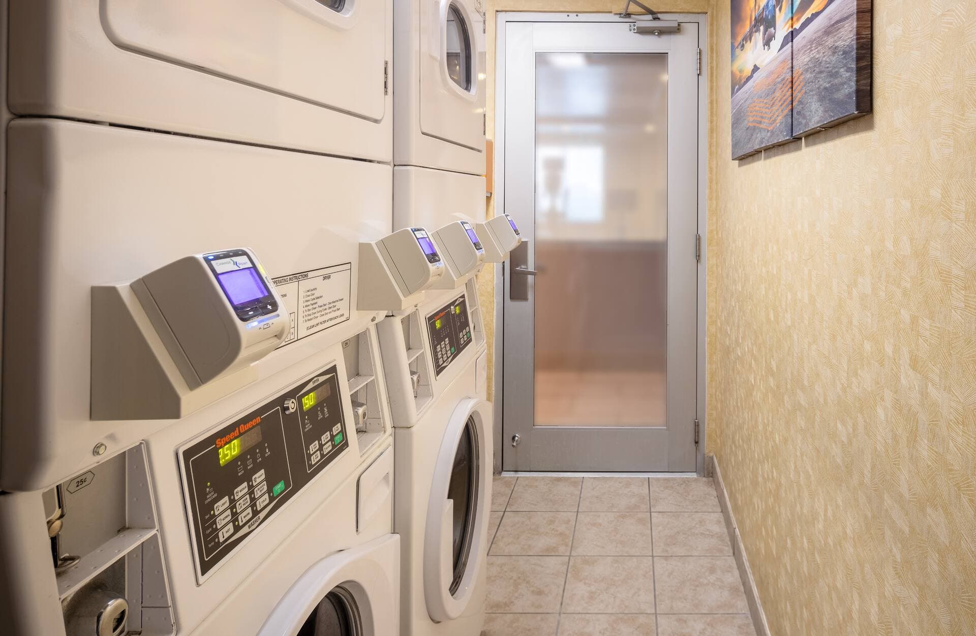 Hilton Garden Inn Queens / JFK Airport
