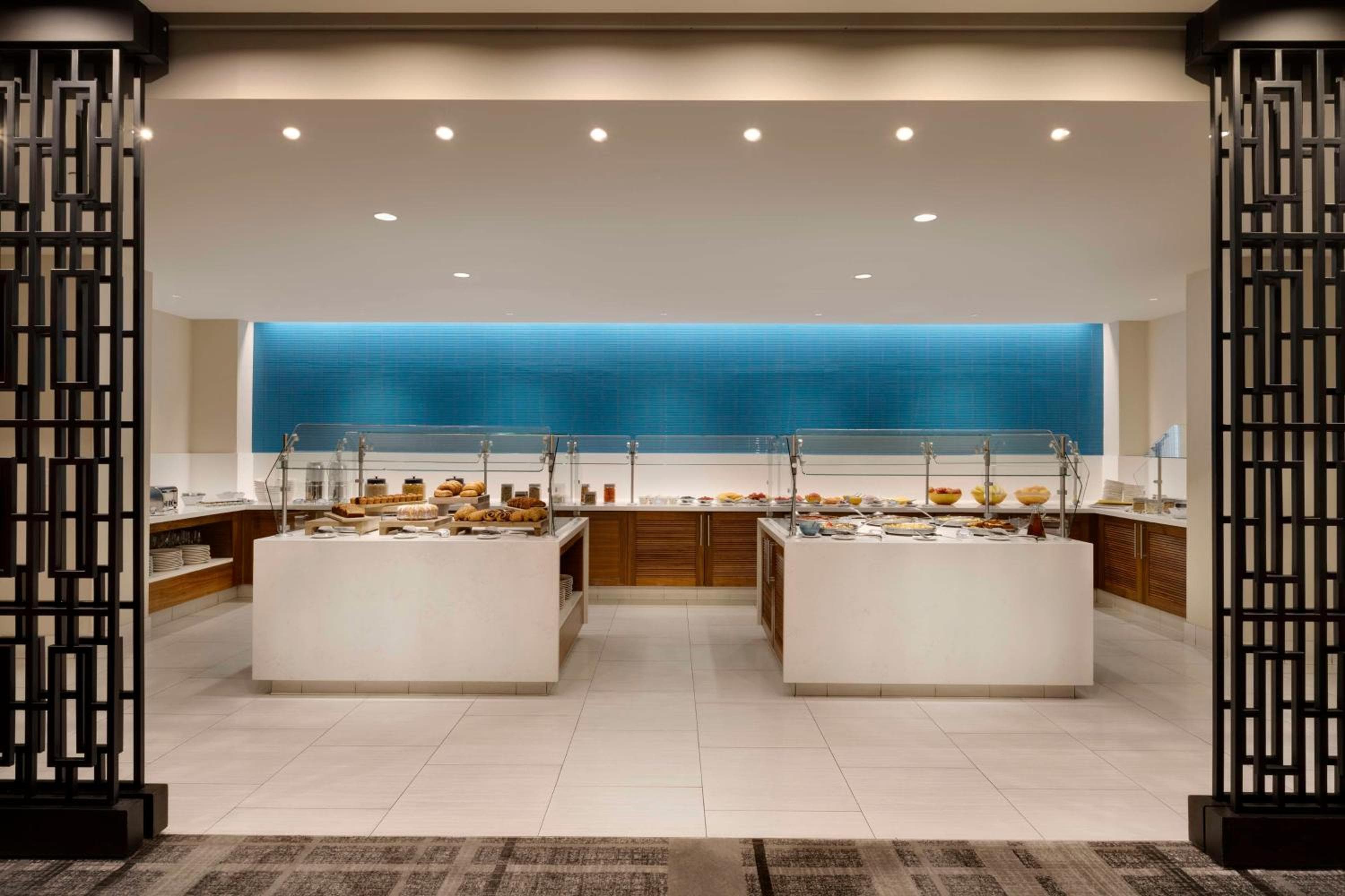 Hyatt Regency Los Angeles International Airport