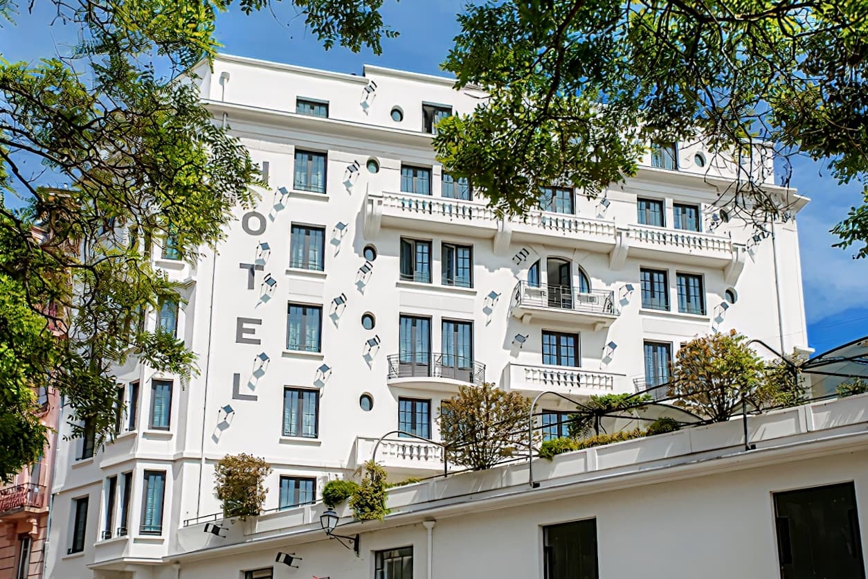 Collège Hôtel (old)