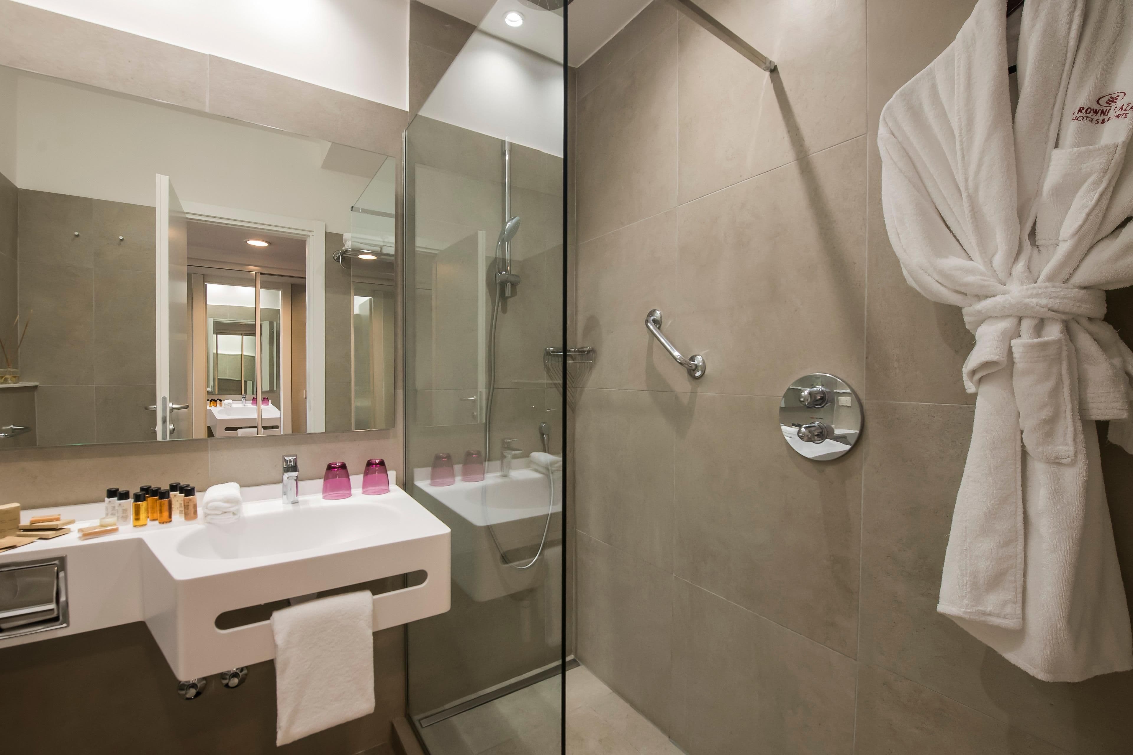 Crowne Plaza Rome St. Peter's, an IHG Hotel