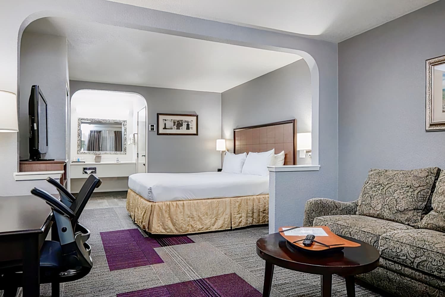 Atherton Park Inn & Suites