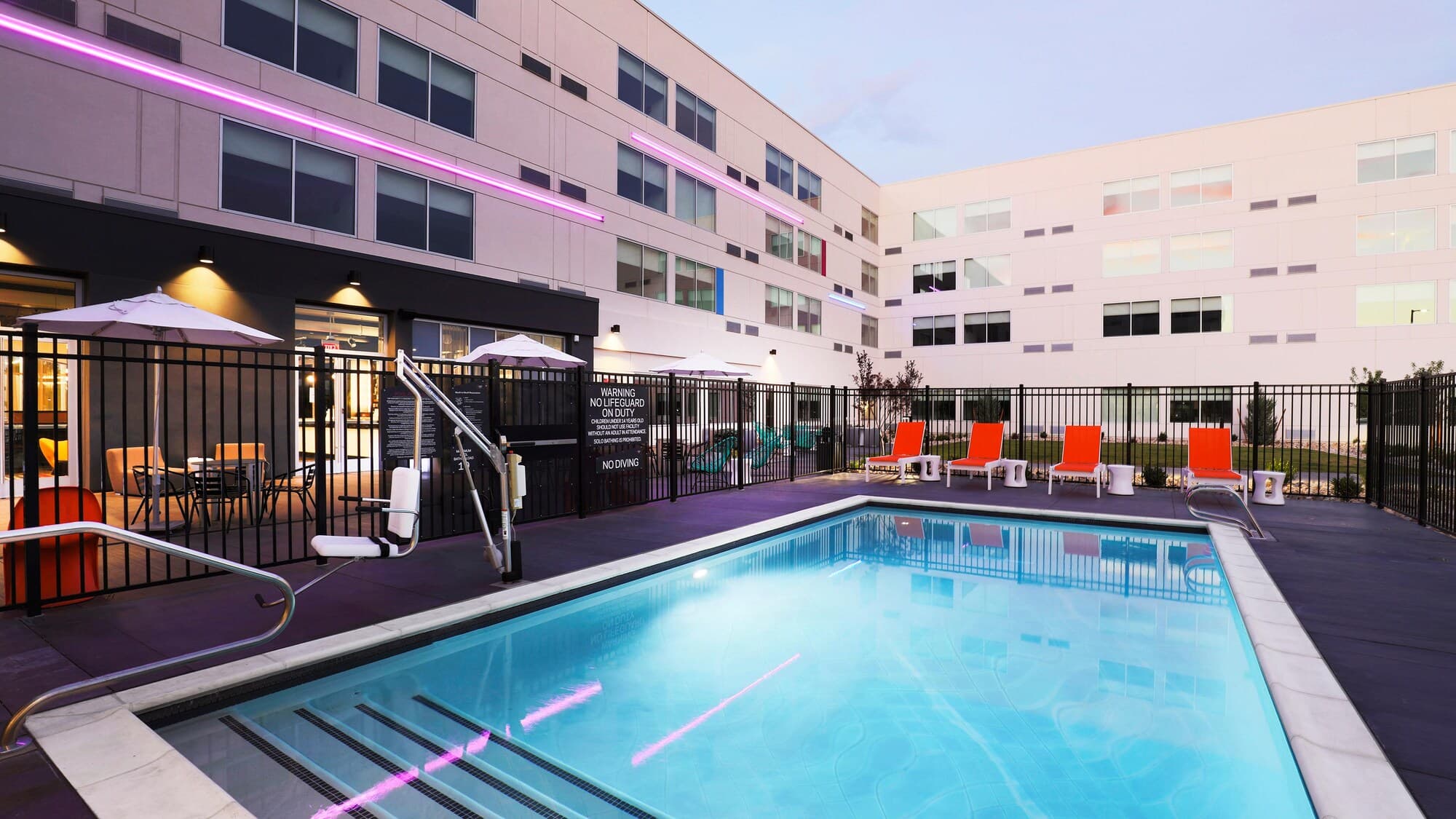 Aloft by Marriott Reno Tahoe International Airport