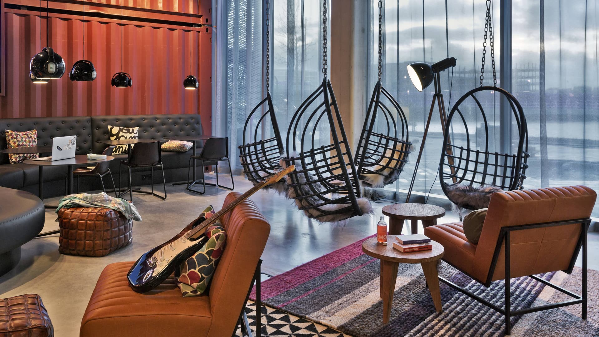 Moxy Amsterdam Houthavens
