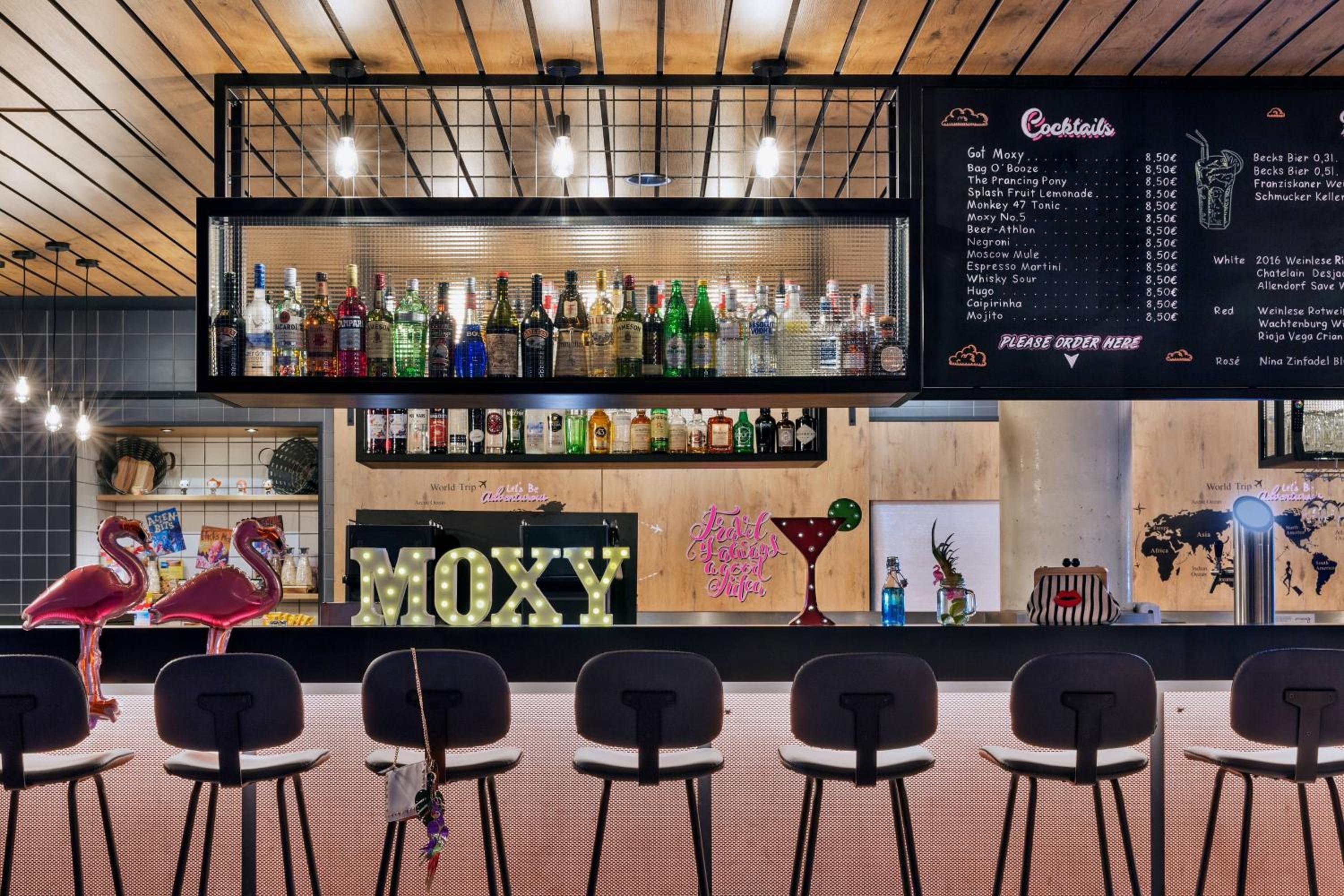 Moxy Frankfurt Airport Kelsterbach