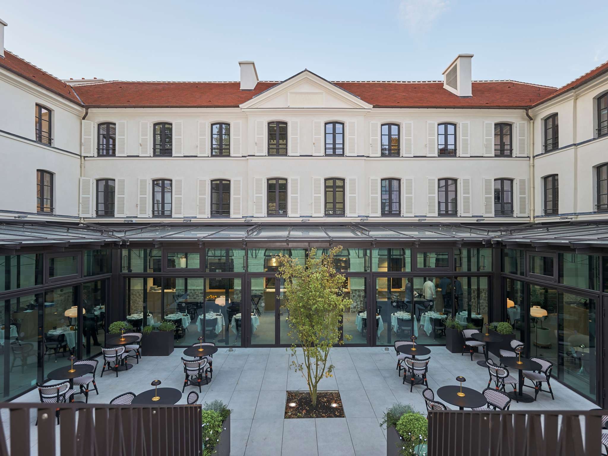 Domaine Reine Margot Paris Issy MGallery Collection