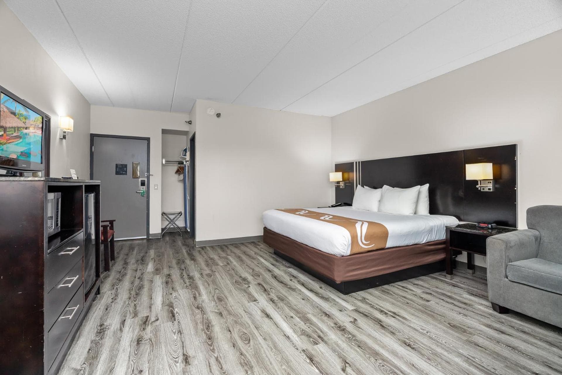 Quality Inn & Suites Mall of America - MSP Airport