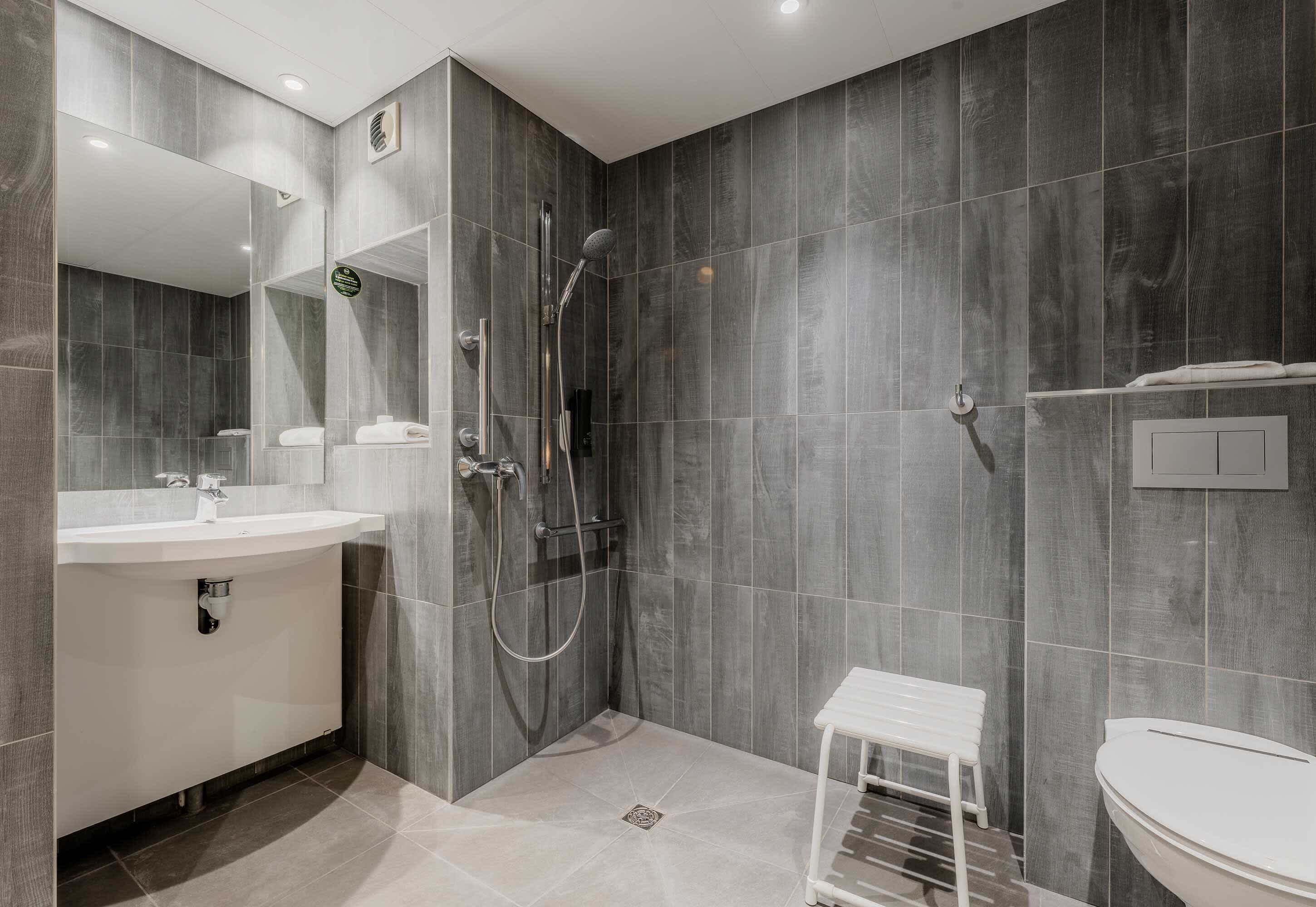 B&B HOTEL Lille Villeneuve d'Ascq Hôtel de Ville