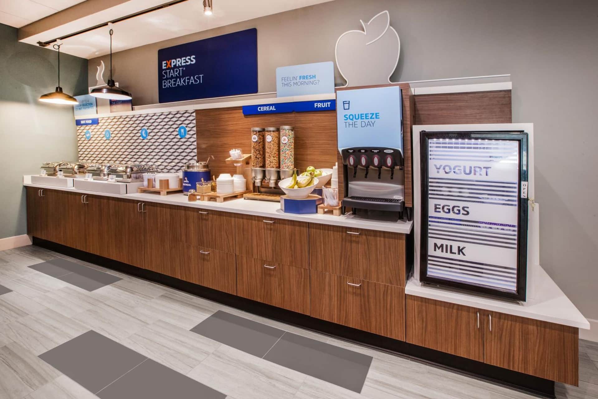 Holiday Inn Express & Suites Minneapolis (Golden Valley)