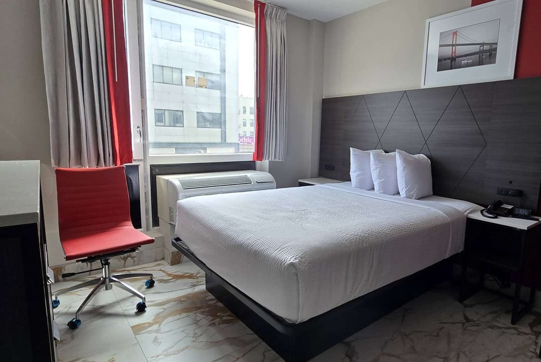 Ramada by Wyndham Brooklyn Empire Blvd