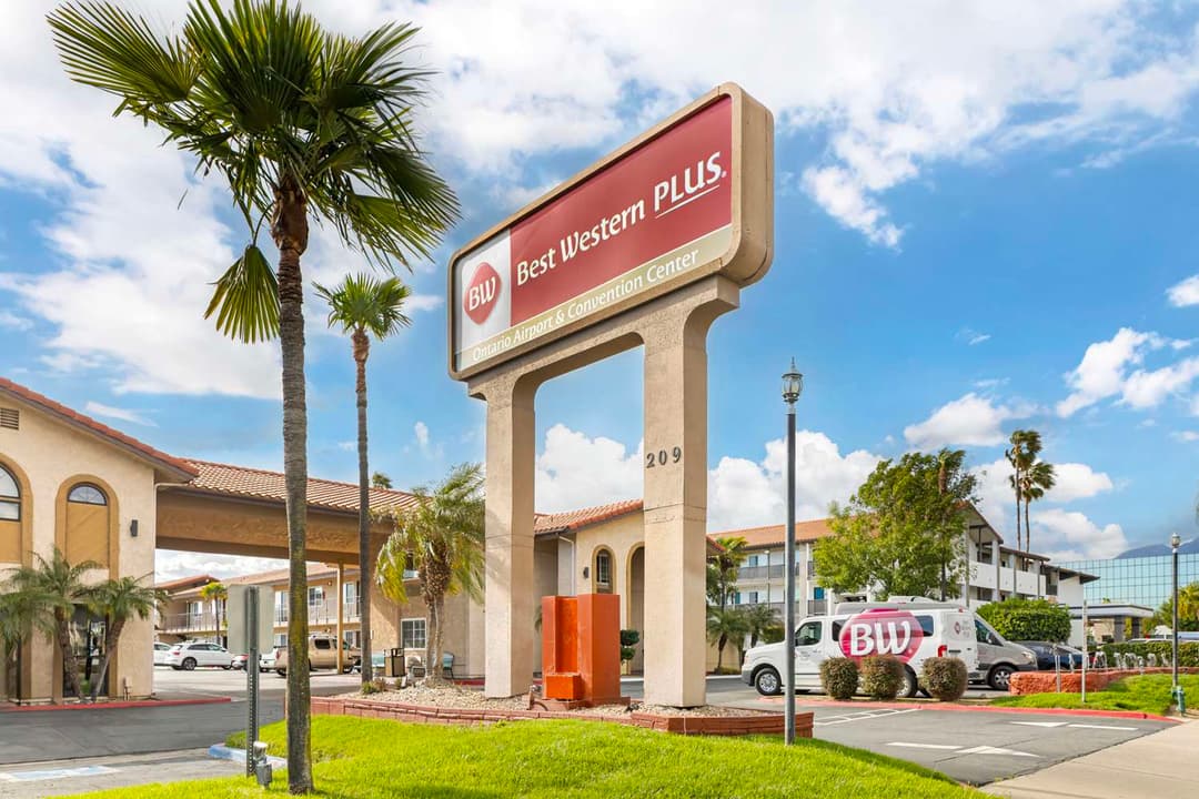 Best Western Plus Ontario Airport & Convention Center