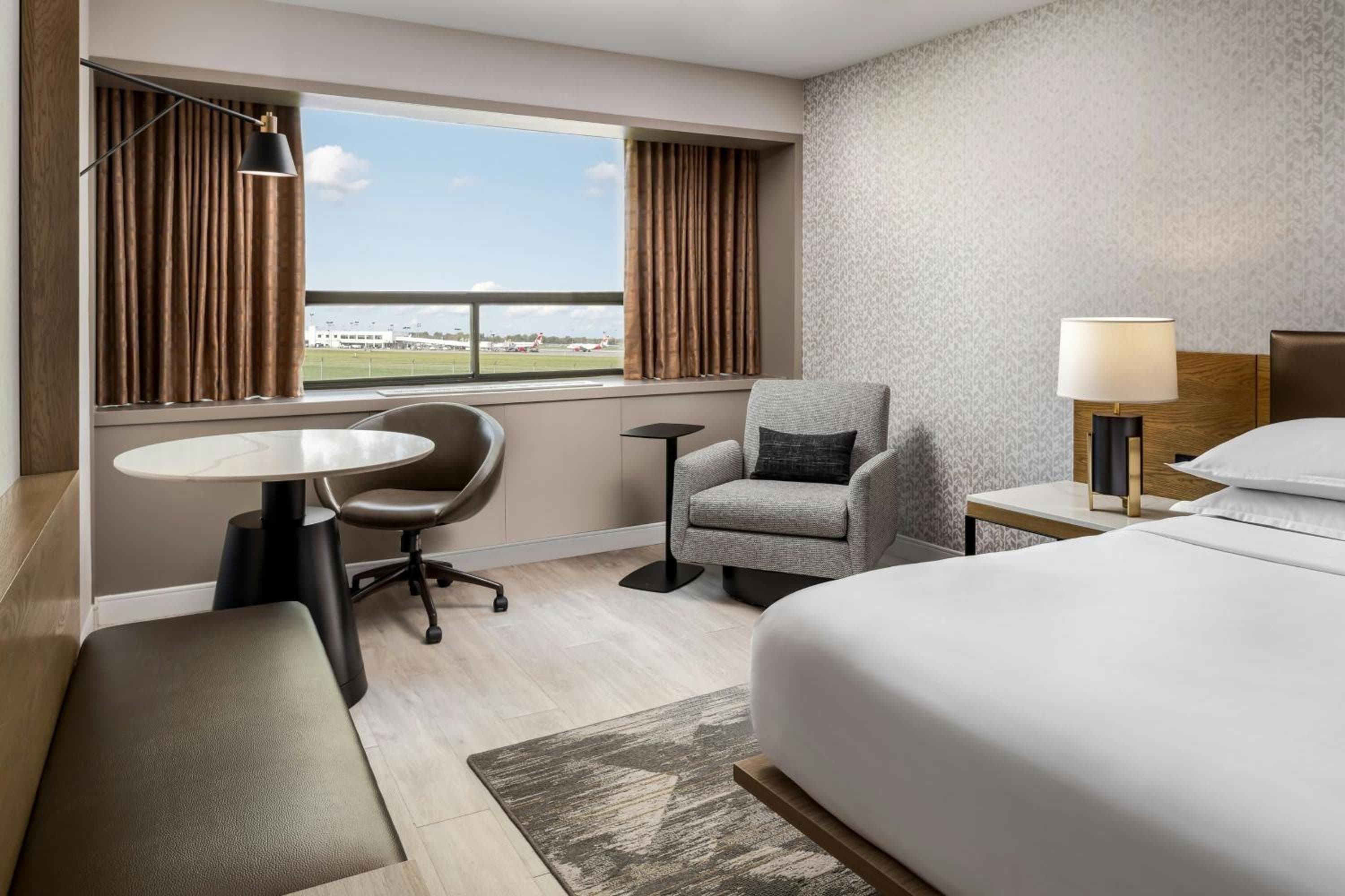 Sheraton Montreal Airport Hotel