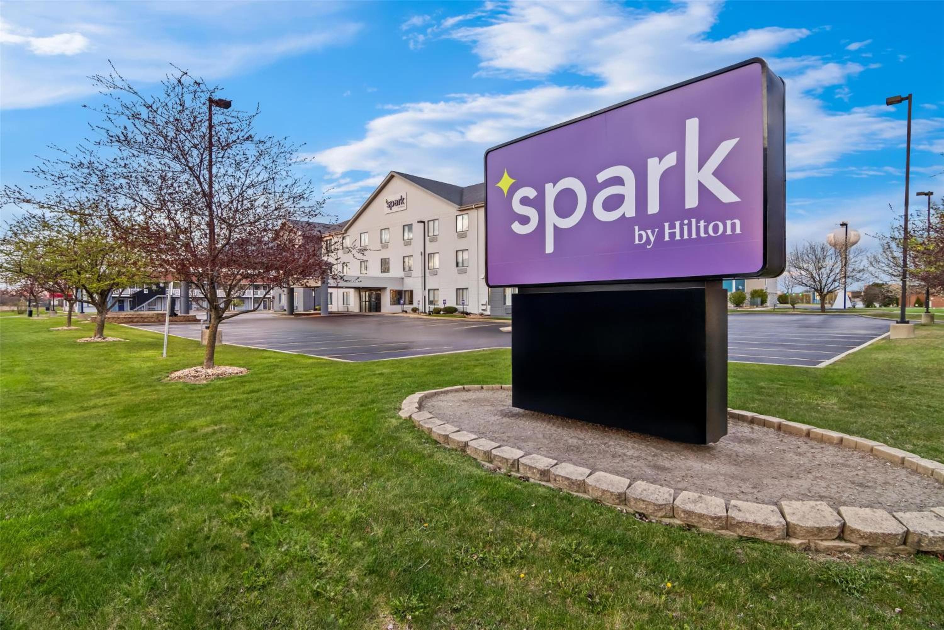 Spark By Hilton Merrillville