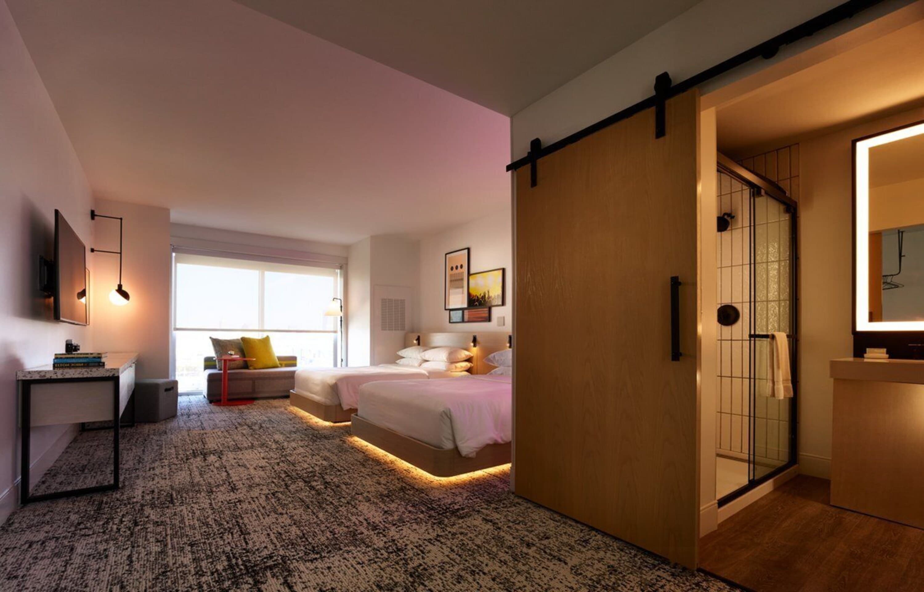 Reverb by Hard Rock Atlanta Downtown