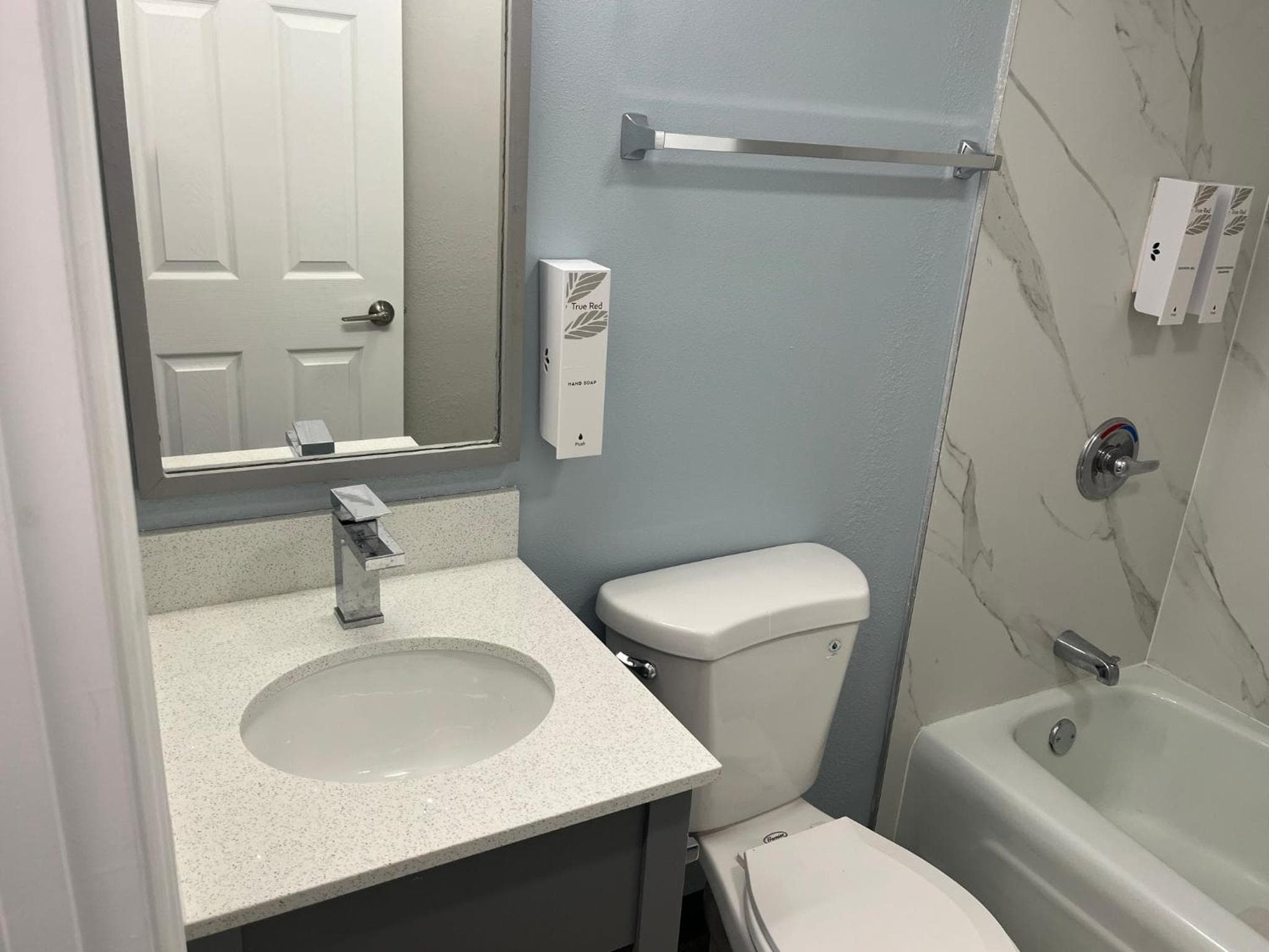 HomeTowne Suites Athens TN