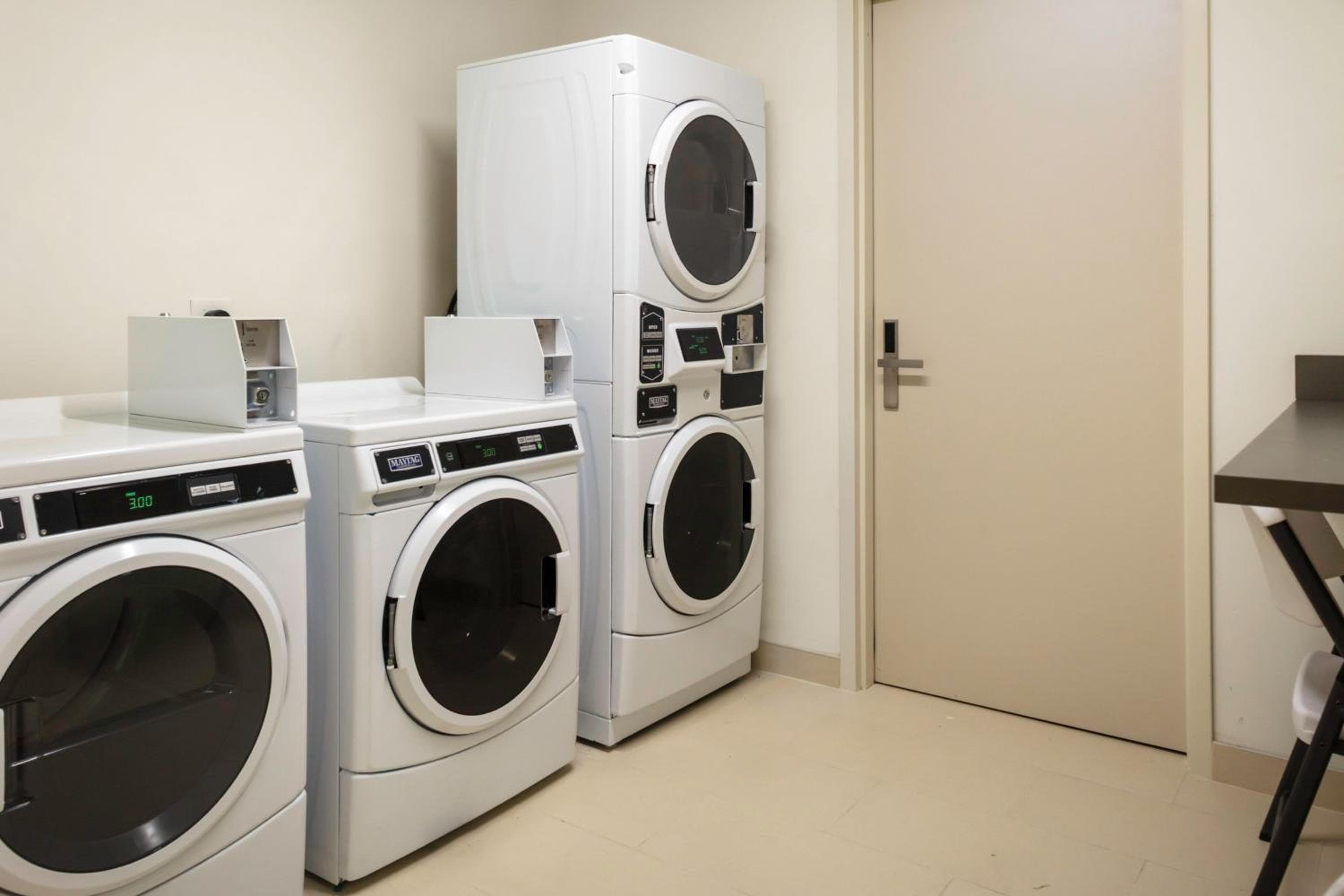 SpringHill Suites Kansas City Airport