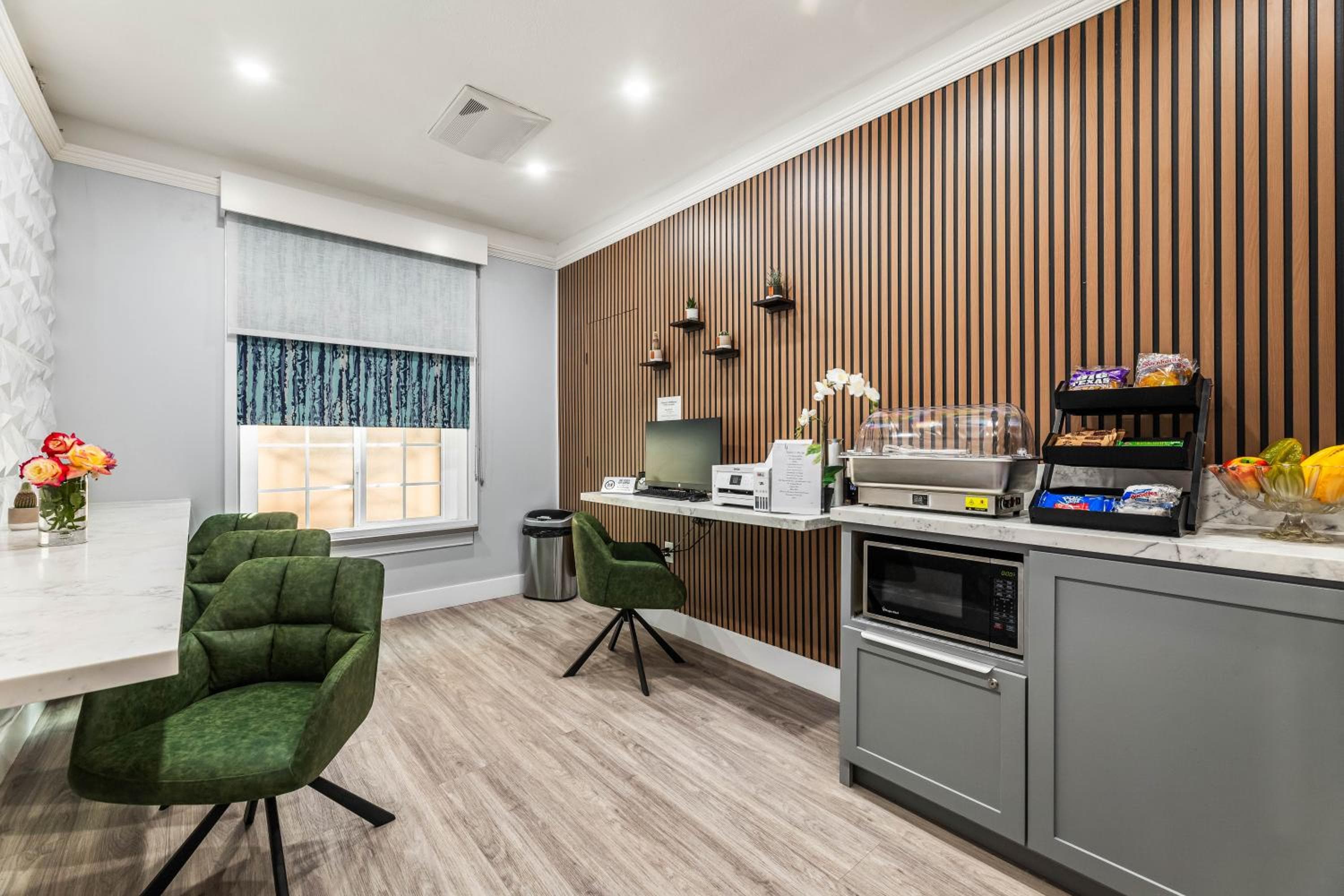 Lumea by the Sea Long Beach Convention Center