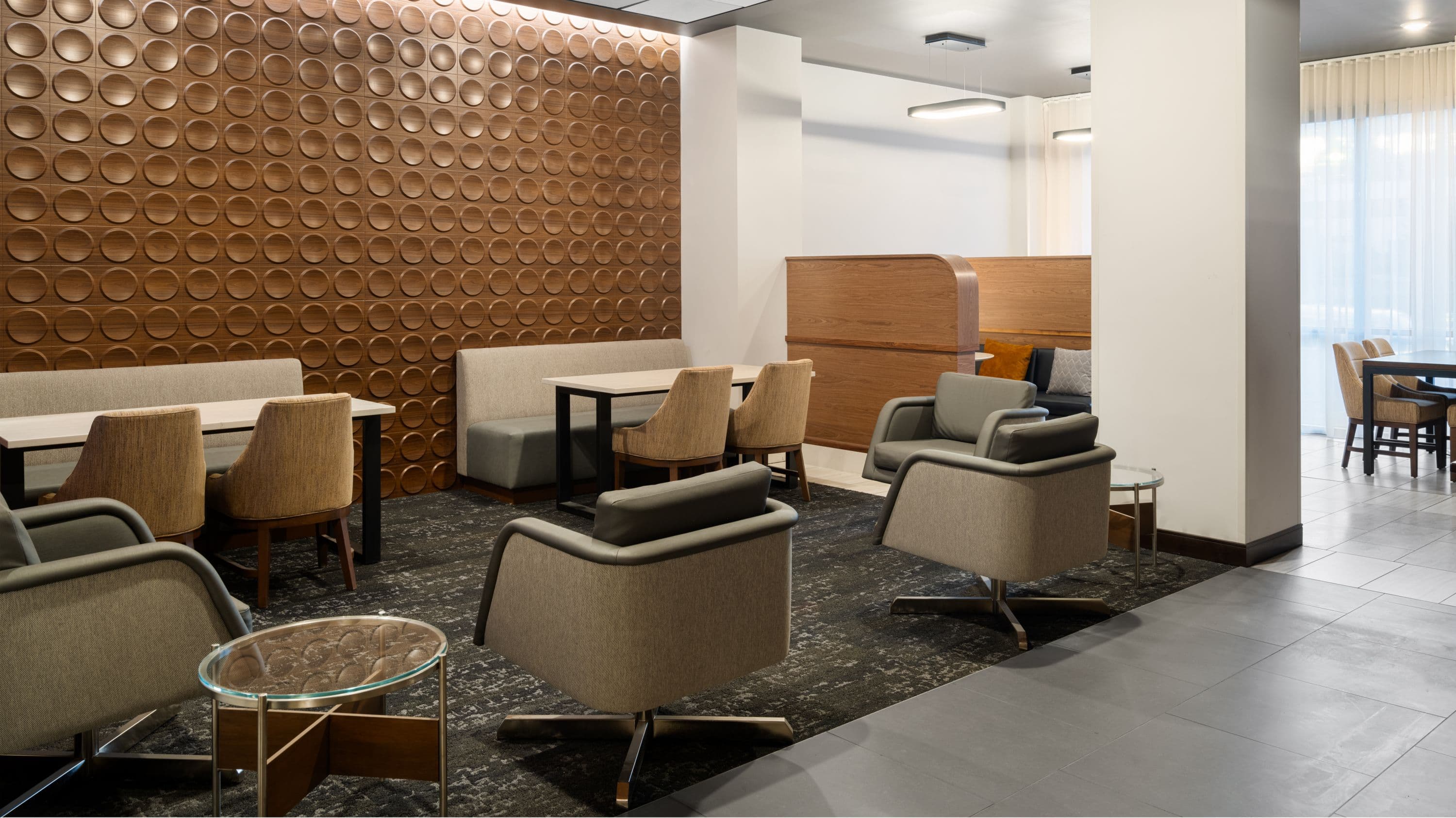 Courtyard by Marriott Seattle SeaTac Airport