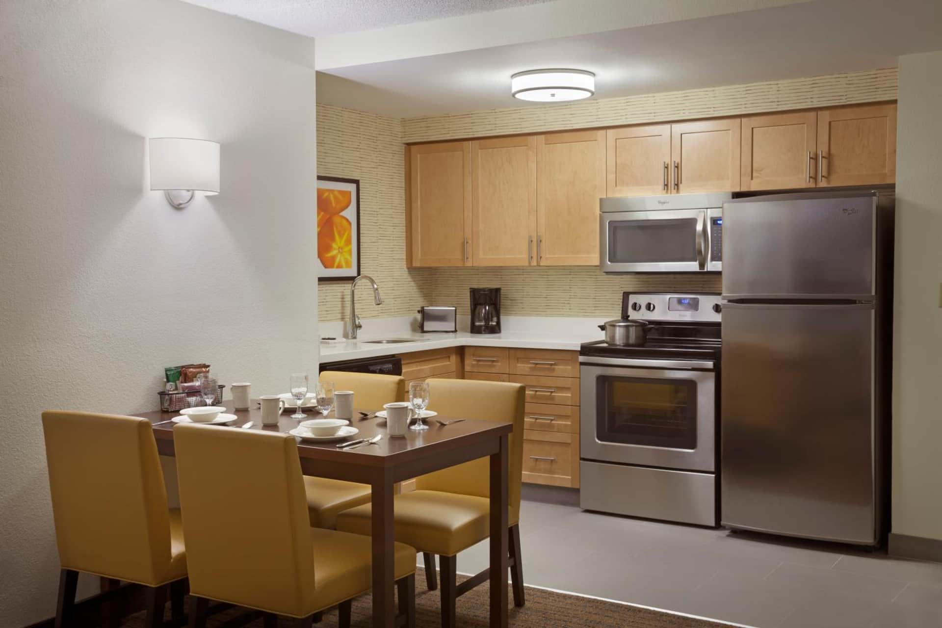 Cambridge Suites Mississauga