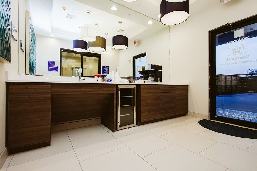 Palace Inn Blue Hwy 6 & Westpark Tollway