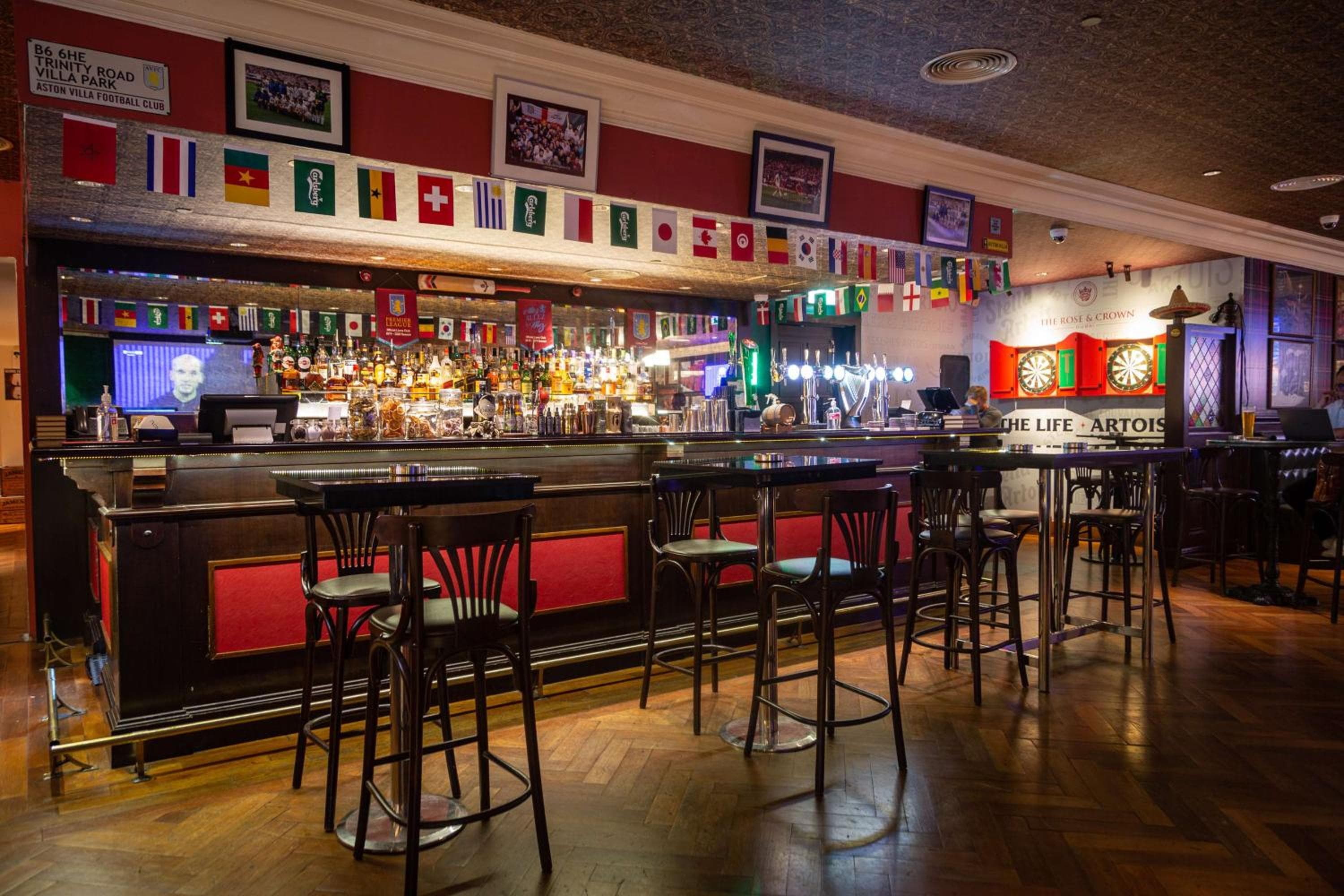 V Hotel Dubai, Curio Collection by Hilton