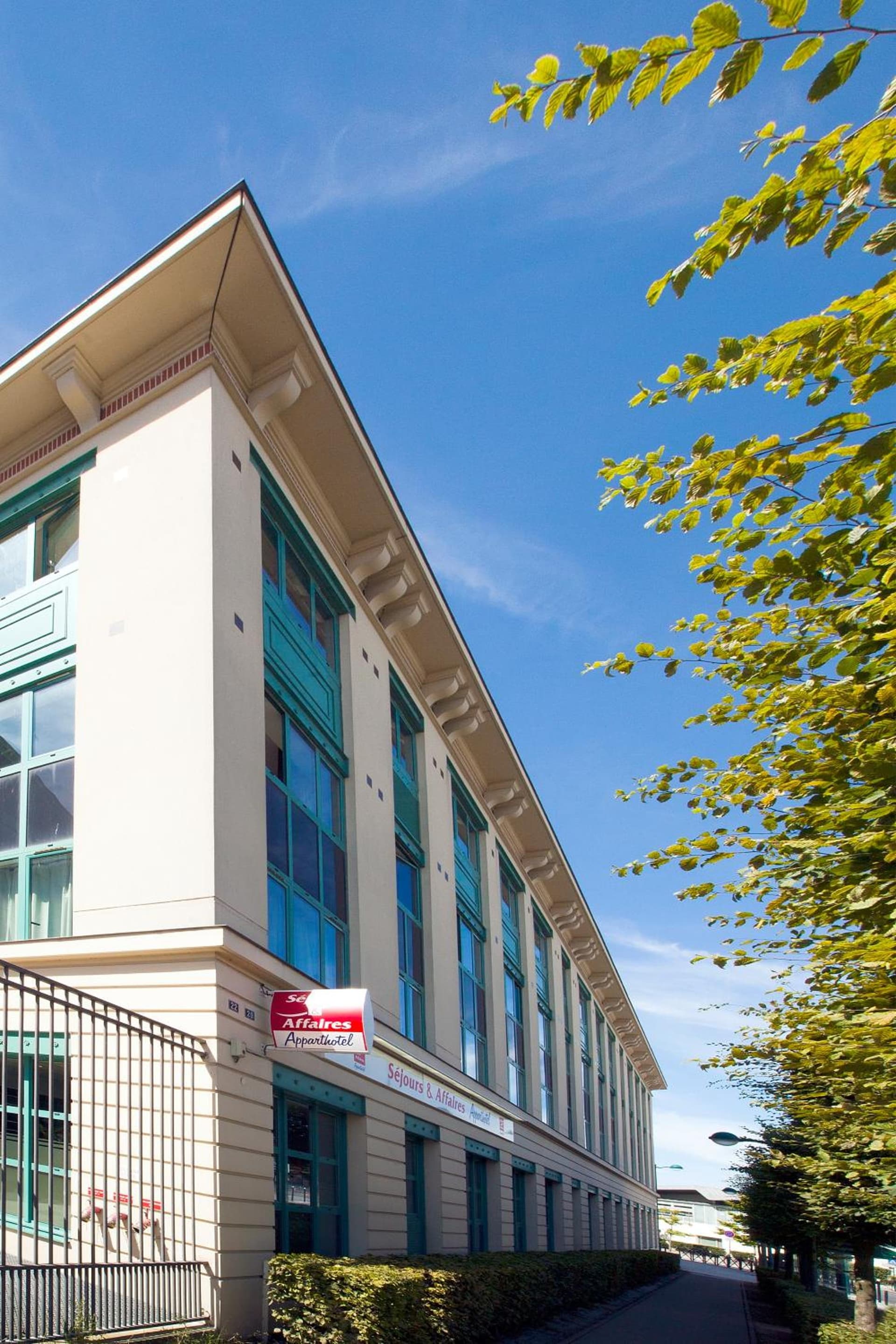 RESIDE APPARTHOTELS – Séjours & Affaires Résidence Rive Gauche