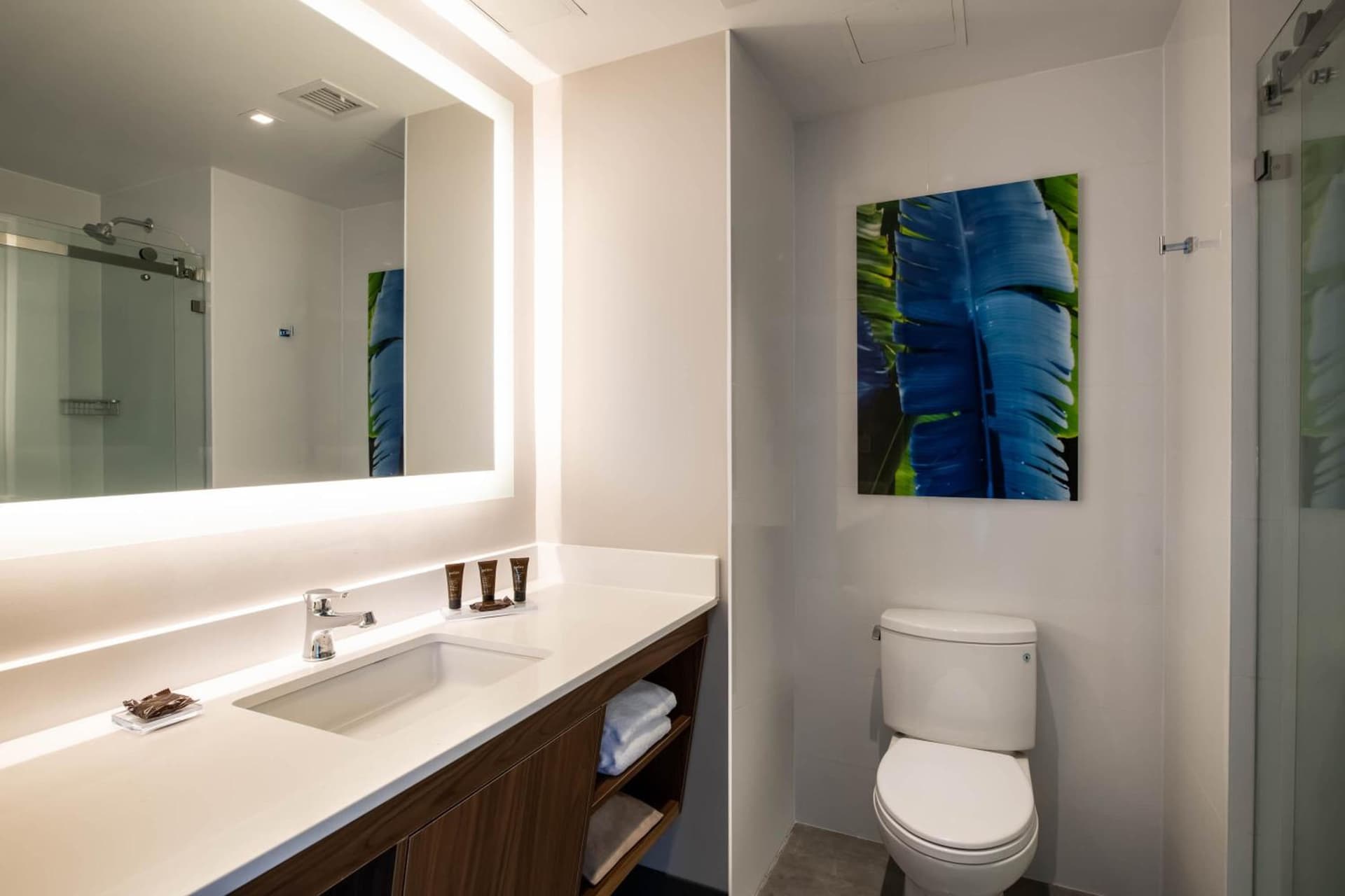 Wingate by Wyndham Long Island City