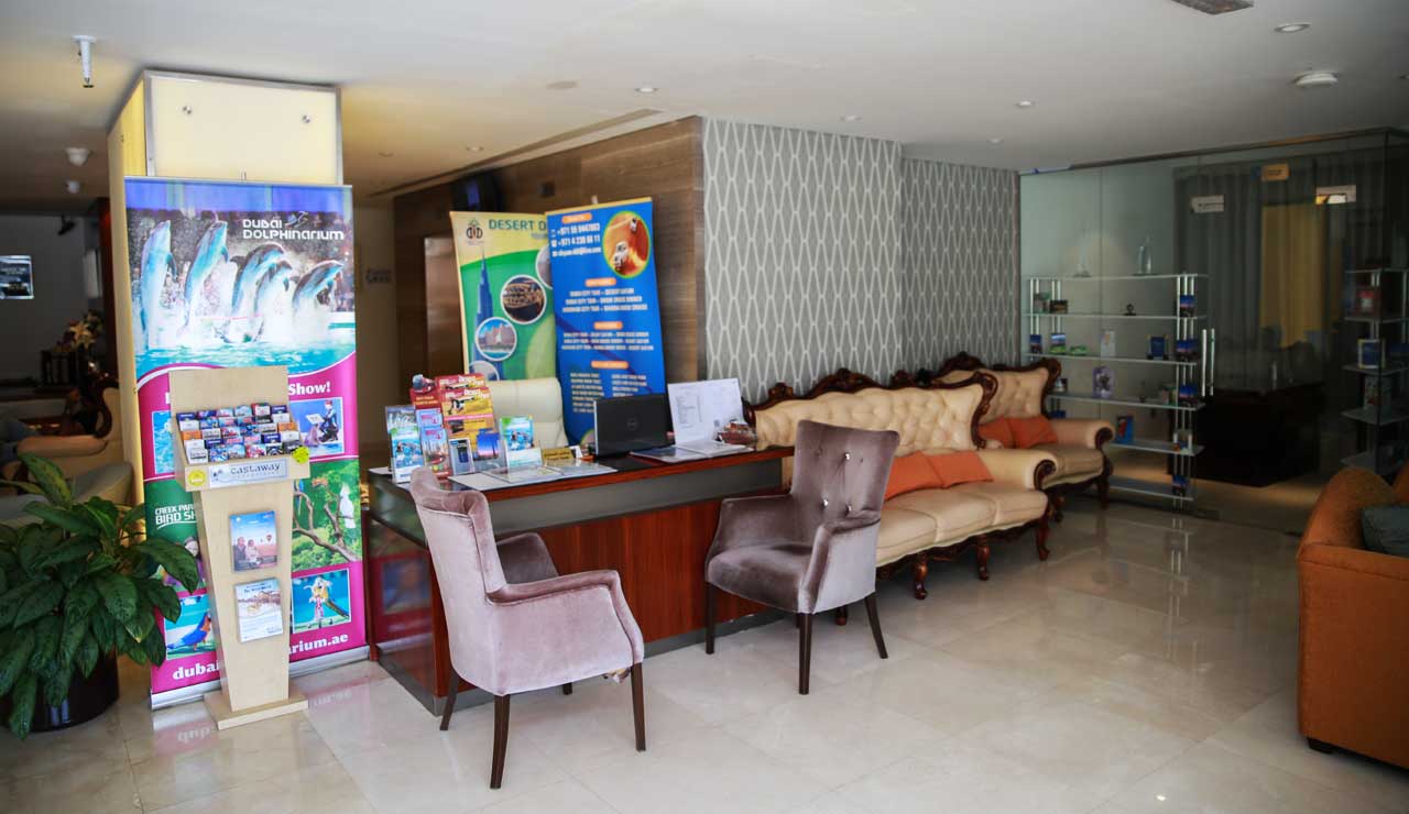 Versailles by Vieras