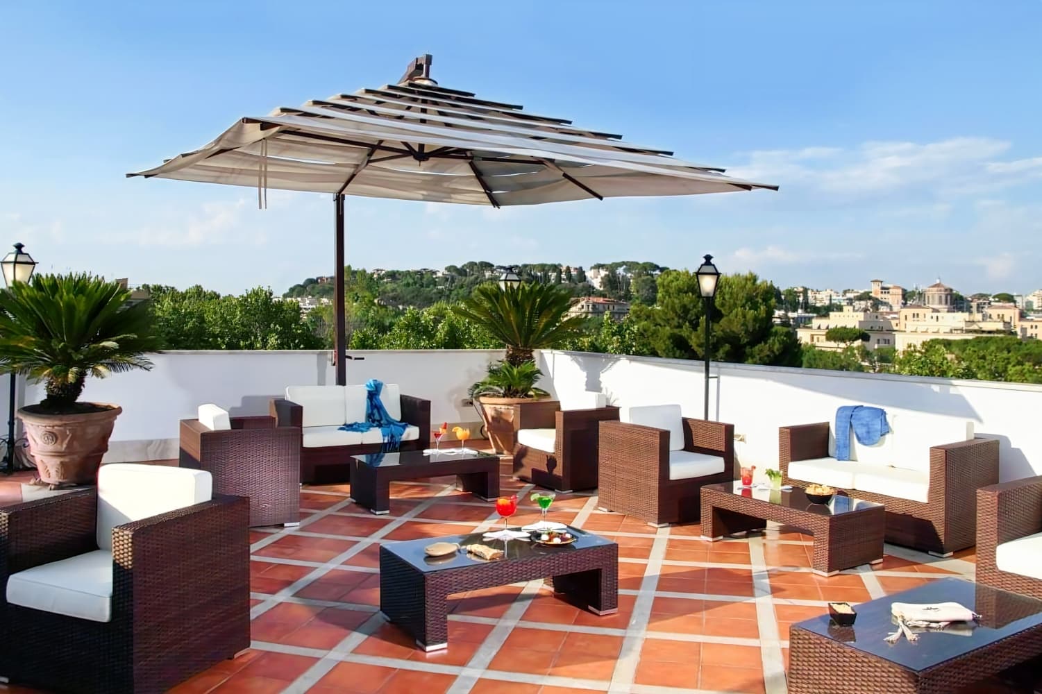 Hotel Donna Laura Palace