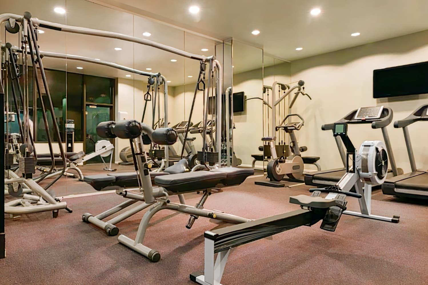 Adina Apartment Hotel Frankfurt Neue Oper