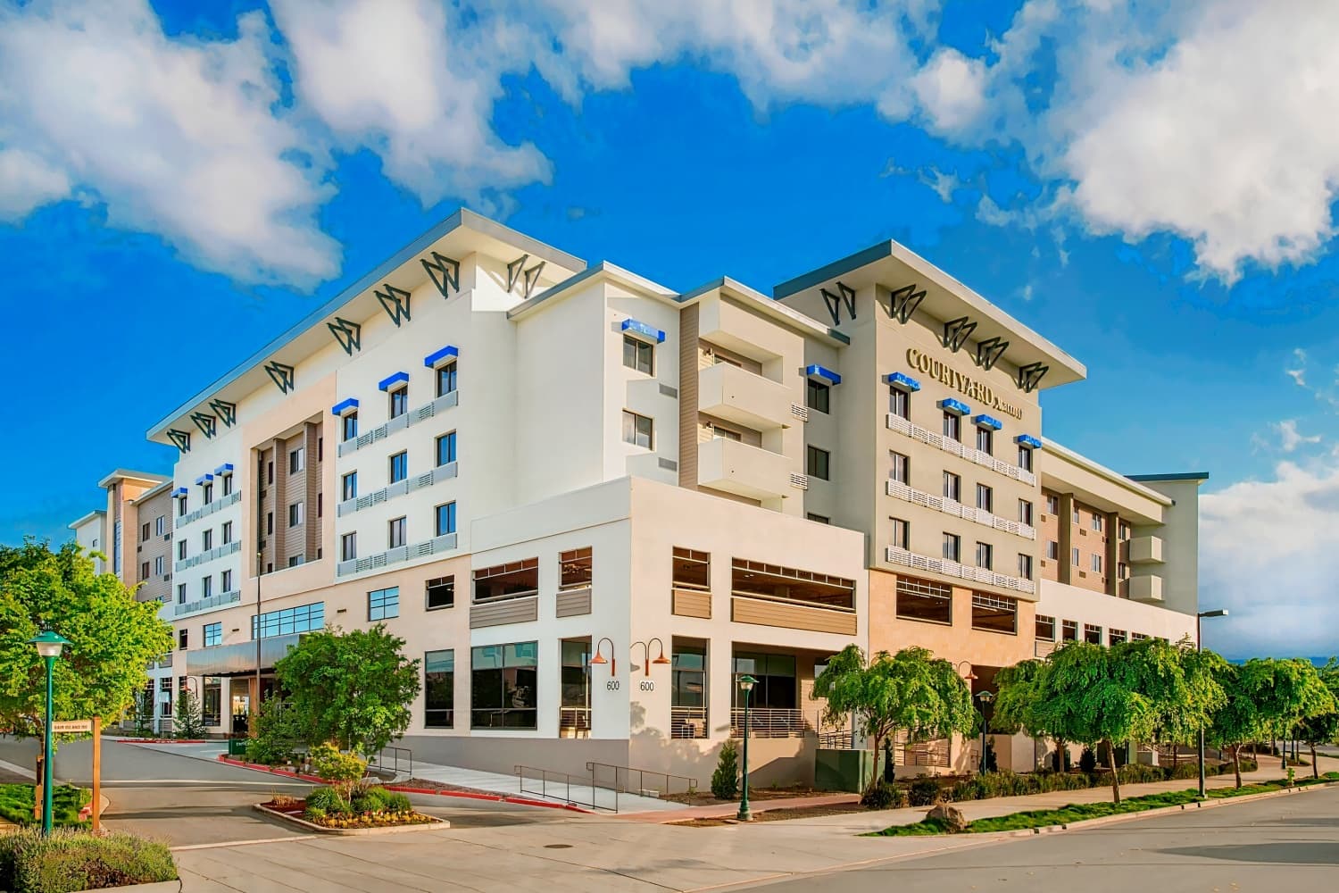 Courtyard by Marriott Redwood City